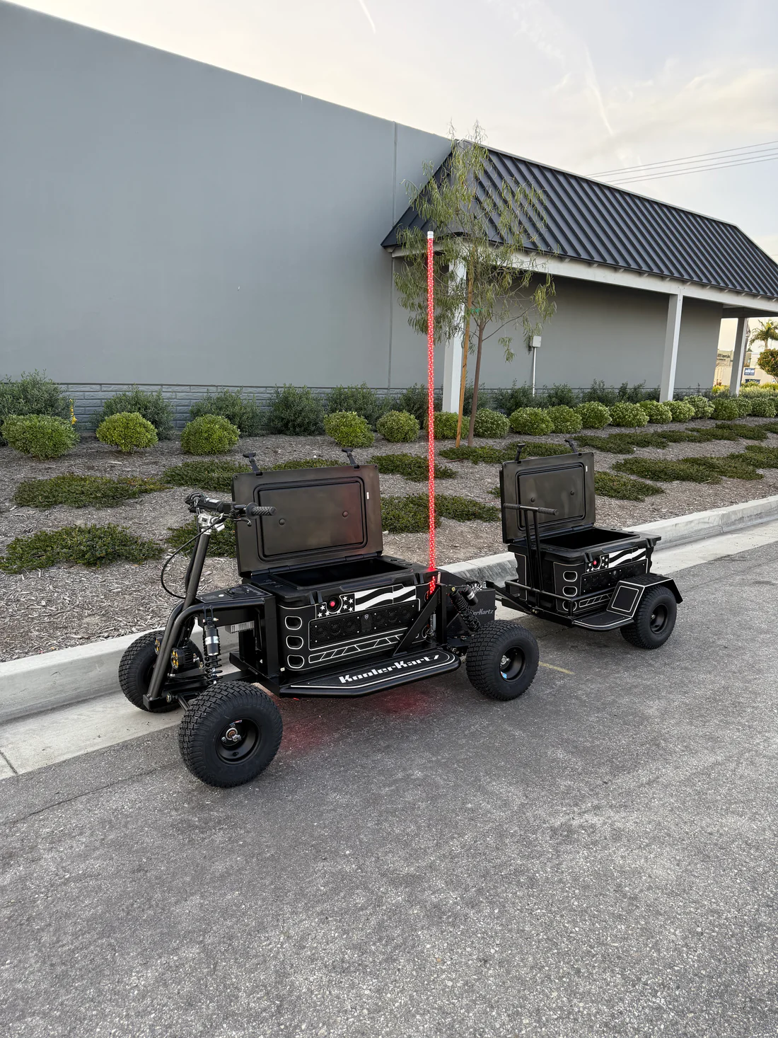 Custom KoolerKart Black - Image 4